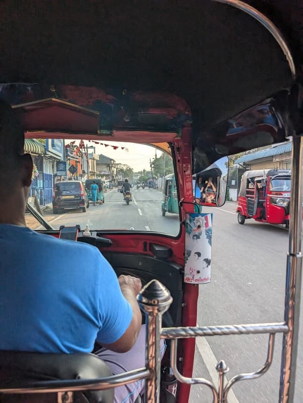 Jízda tuk-tukem Jízda tuk-tukem